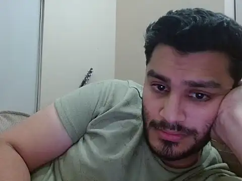 Snapshot of robintoit chatting on February 2026 05:31:01 PM robintoit online show from February 2026 05:31:01 PM