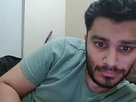 Snapshot of robintoit chatting on February 2026 01:34:01 PM robintoit online show from February 2026 01:34:01 PM