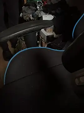 Snapshot of po24_gabor chatting on February 2026 08:18:02 AM po24 gabor online show from February 2026 08:18:02 AM