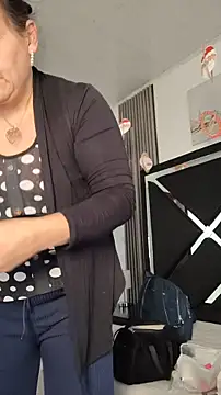 Natasha milf   online show from December 2025 12:46:02 PM