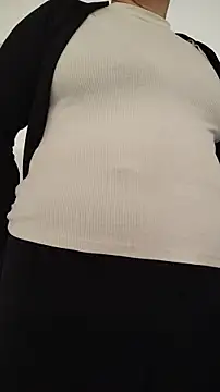 Natasha milf   online show from January 2026 12:33:02 PM