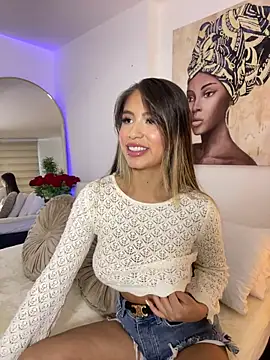  laura 02 online show from February 2025 03:39:01 PM