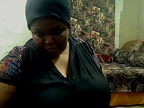 HOTSUGARX5 online show from May 2026 05:32:01 PM
