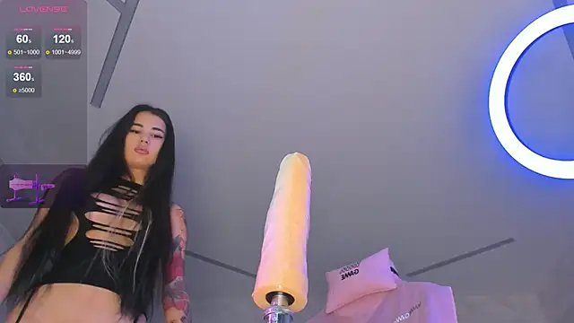 Snapshot of maakimo chatting on January 2025 03:26:02 AM maakimo online show from January 2025 03:26:02 AM