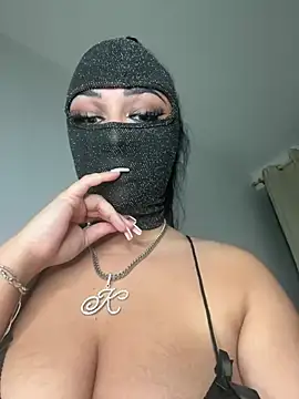 kamila french online show from March 2025 10:51:01 PM