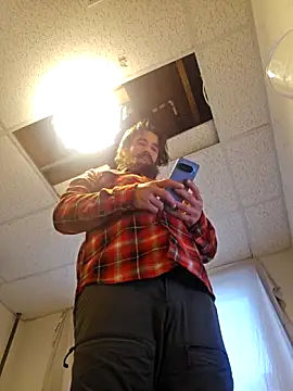 Armyexhibitionistvet online show from April 2026 01:43:01 AM