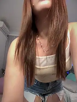 Milkissss online show from March 2025 06:51:01 PM