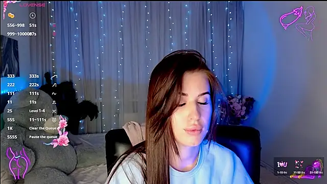 Milkissss online show from September 2025 09:14:02 PM