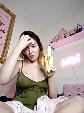 Snapshot of Icy__Diamond chatting on September 2025 09:42:01 PM Icy Diamond online show from September 2025 09:42:01 PM