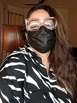 Snapshot of SEXY-Sardarni chatting on January 2026 03:28:02 PM SEXY-Sardarni online show from January 2026 03:28:02 PM