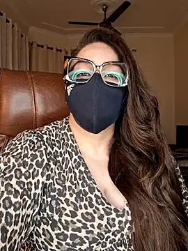 SEXY-Sardarni online show from July 2026 03:08:01 PM