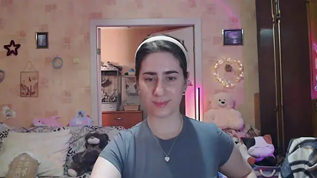 Snapshot of INELIKA chatting on September 2025 09:48:01 PM INELIKA online show from September 2025 09:48:01 PM