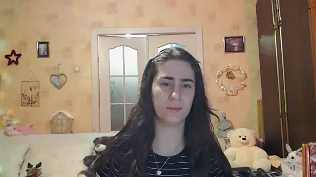 Snapshot of INELIKA chatting on November 2025 04:40:01 PM INELIKA online show from November 2025 04:40:01 PM