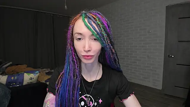 Roxy Silver online show from December 2024 10:00:01 PM