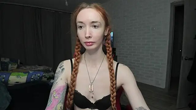 Roxy Silver online show from March 2025 07:22:01 PM