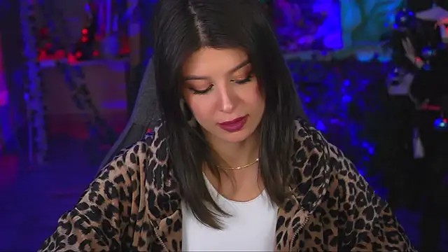 Snapshot of NicoleMun chatting on January 2025 02:53:02 PM NicoleMun online show from January 2025 02:53:02 PM