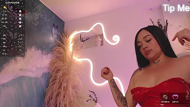 ViolettaHotLatin  online show from February 2026 12:43:02 PM