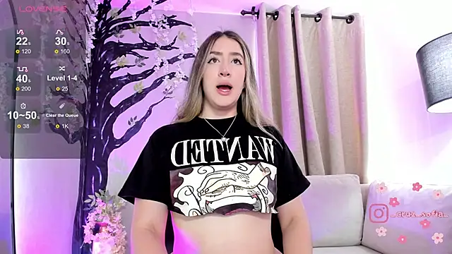  AlejaCruz  online show from March 2026 07:41:01 PM