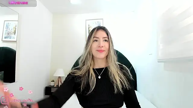  AlejaCruz  online show from May 2026 08:14:02 PM
