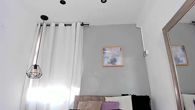  AlejaCruz  online show from May 2026 12:12:02 PM