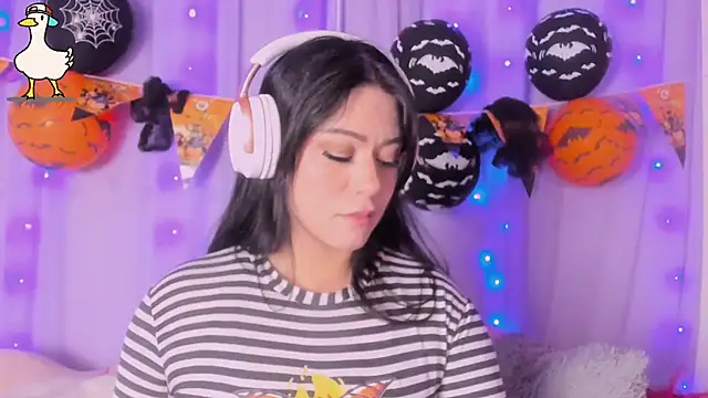  niiky online show from October 2025 12:17:02 PM