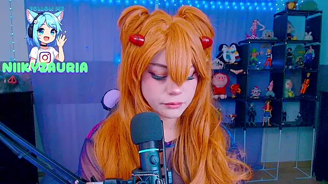 Snapshot of _niiky chatting on November 2025 11:10:01 AM niiky online show from November 2025 11:10:01 AM