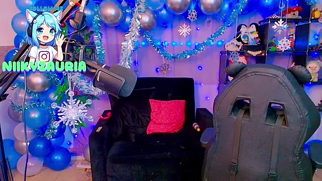 Snapshot of _niiky chatting on December 2025 10:11:02 AM niiky online show from December 2025 10:11:02 AM