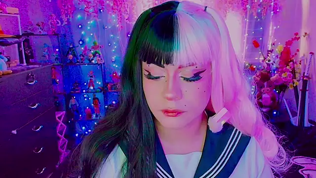  niiky online show from May 2026 04:13:02 PM