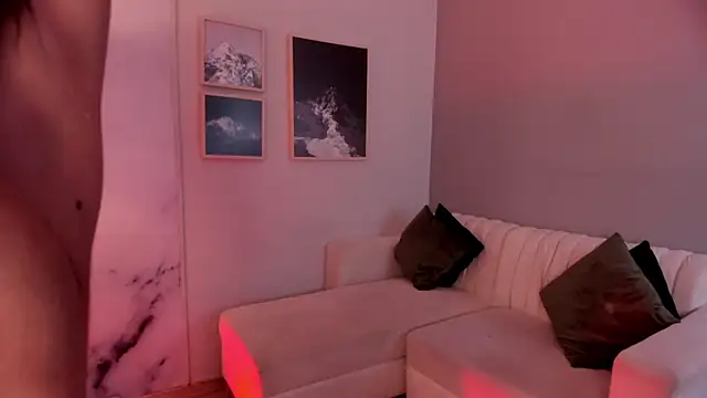 Violetta Nur online show from July 2026 09:11:01 PM