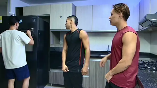 Snapshot of Boysgang_sex chatting on January 2025 11:46:01 AM Boysgang sex online show from January 2025 11:46:01 AM