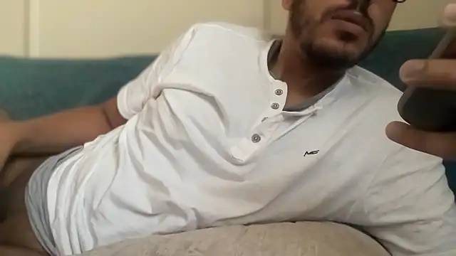 Mooka69 online show from December 2025 01:20:01 PM