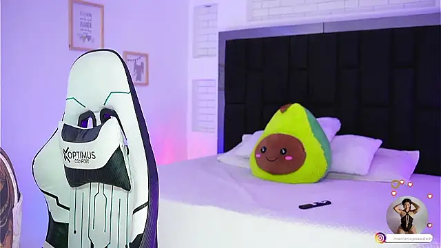 Marianamonroe  online show from January 2026 06:57:02 PM