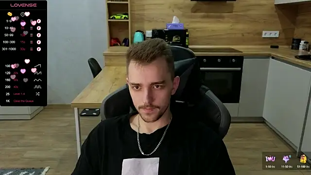 Snapshot of Larstar01 chatting on January 2025 12:42:01 PM Larstar01 online show from January 2025 12:42:01 PM