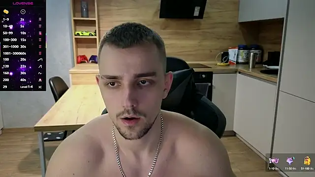 Snapshot of Larstar01 chatting on March 2025 08:57:01 PM Larstar01 online show from March 2025 08:57:01 PM