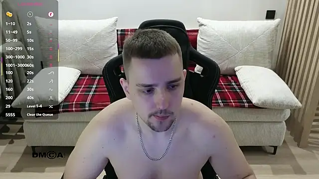 Larstar01 online show from March 2026 11:42:02 PM