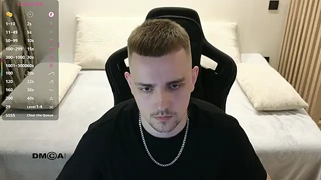 Larstar01 online show from March 2026 09:16:02 PM