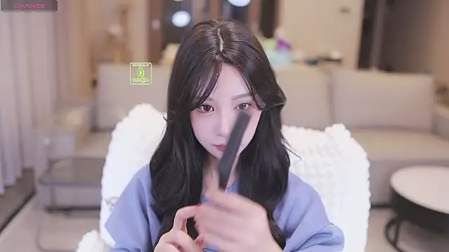 Snapshot of JayPope chatting on November 2025 11:43:02 AM JayPope online show from November 2025 11:43:02 AM