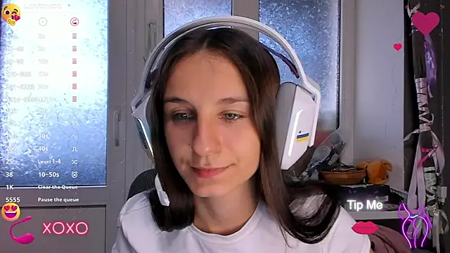 Snapshot of _Nika_Kik chatting on September 2025 03:12:01 PM Nika Kik online show from September 2025 03:12:01 PM