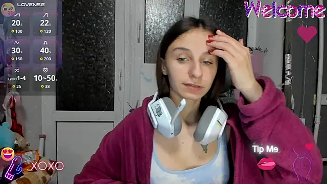 Snapshot of _Nika_Kik chatting on November 2025 08:30:01 PM Nika Kik online show from November 2025 08:30:01 PM