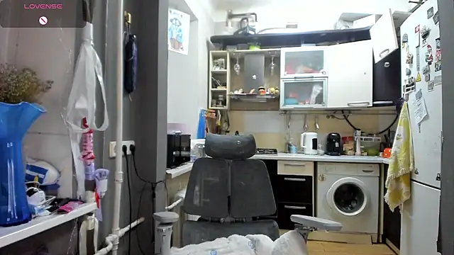  Nika Kik online show from April 2026 05:21:02 PM