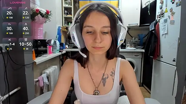 Snapshot of _Nika_Kik chatting on May 2026 06:09:01 PM Nika Kik online show from May 2026 06:09:01 PM