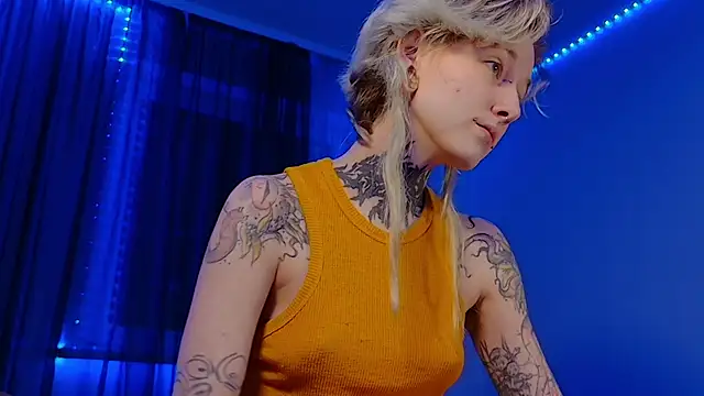 Littlespacemouse online show from December 2024 12:38:02 PM