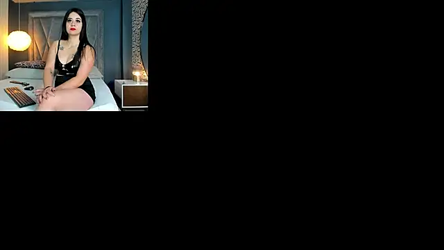 Snapshot of nahomi_sweett chatting on January 2025 11:06:02 AM nahomi sweett online show from January 2025 11:06:02 AM