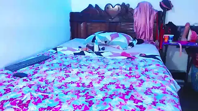 Candy-love87 online show from February 2025 11:59:01 PM