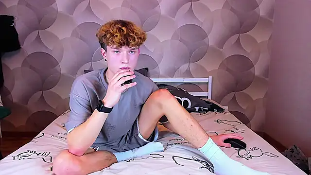 Ian Flor online show from November 2025 06:30:02 PM