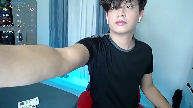 andyboy- online show from December 2024 11:26:02 PM