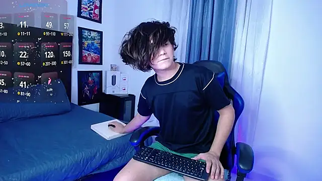 andyboy- online show from October 2025 11:33:01 PM