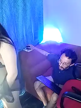 Snapshot of Caroll_Luna chatting on December 2024 03:48:01 AM Caroll Luna online show from December 2024 03:48:01 AM