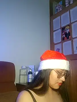 Snapshot of Caroll_Luna chatting on December 2024 01:51:02 AM Caroll Luna online show from December 2024 01:51:02 AM