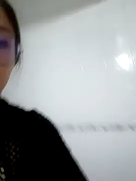 Snapshot of Caroll_Luna chatting on December 2024 04:23:02 AM Caroll Luna online show from December 2024 04:23:02 AM